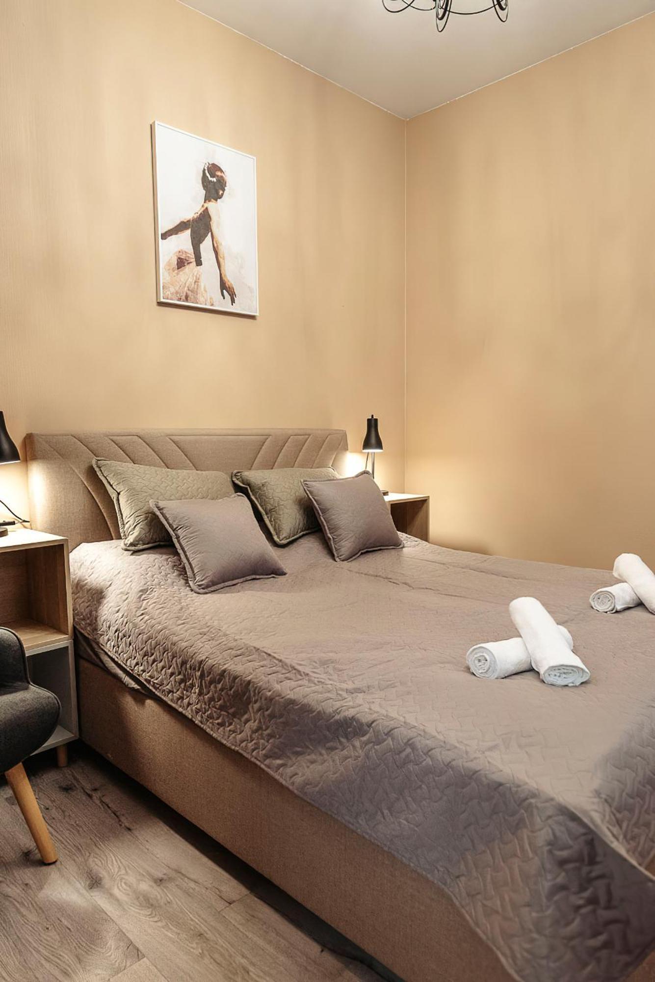 Riga Central Apartments - Skolas Str. Parking Nearby エクステリア 写真